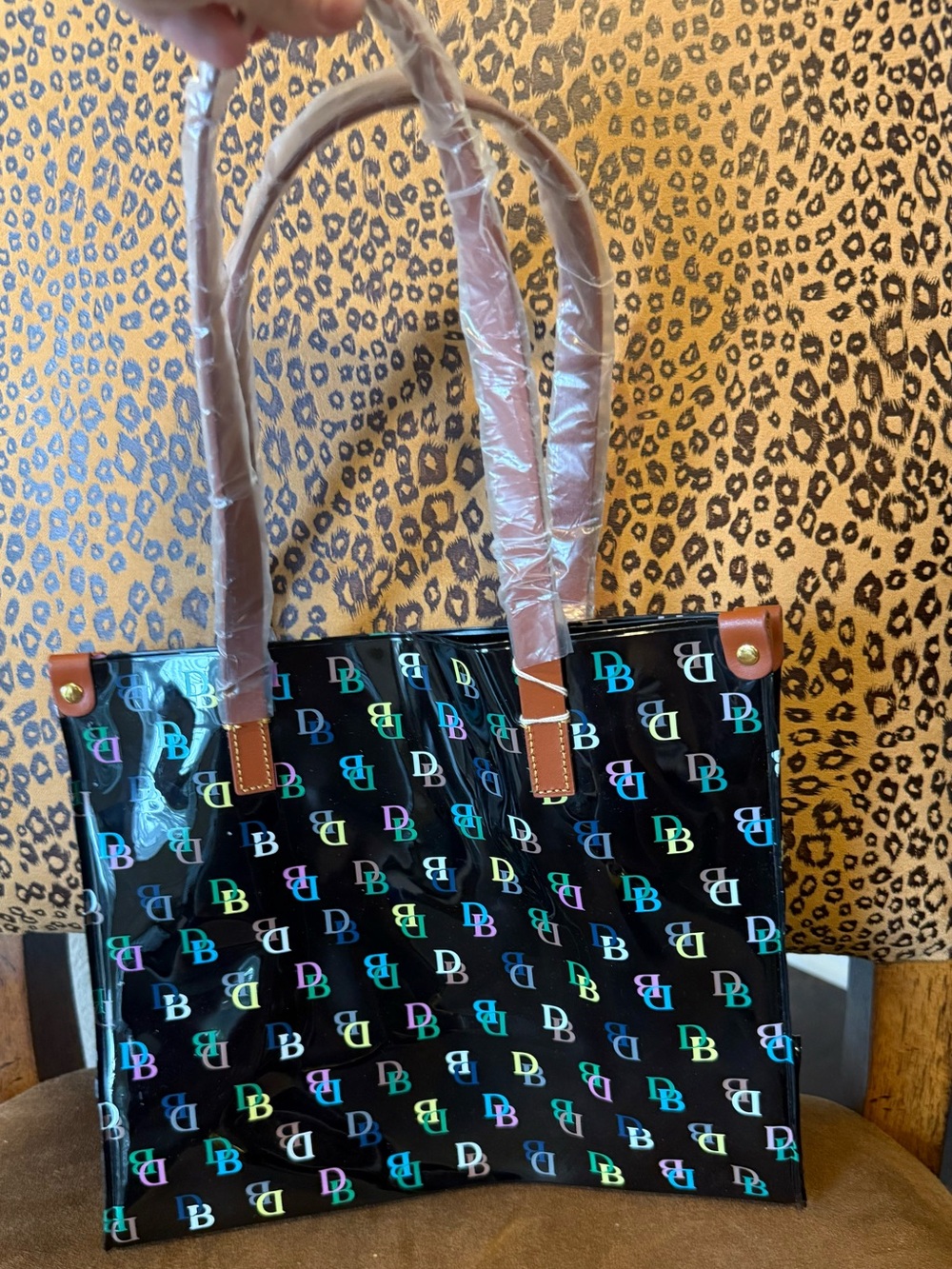 Dooney & Bourke Med Shopper Tote (NWT)